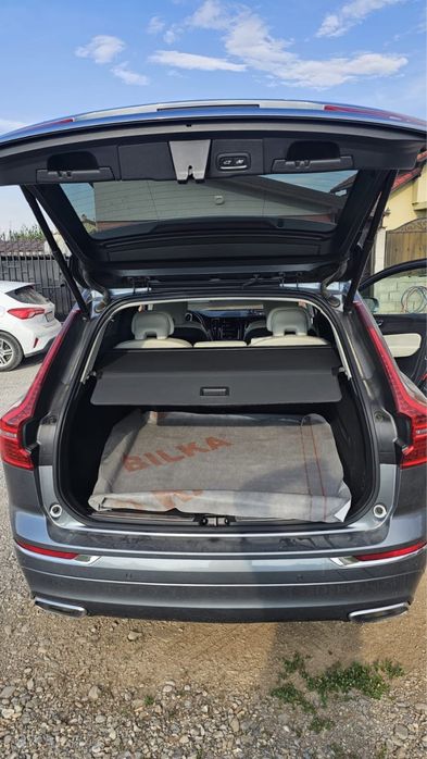 Vand Volvo XC60 culoare gri