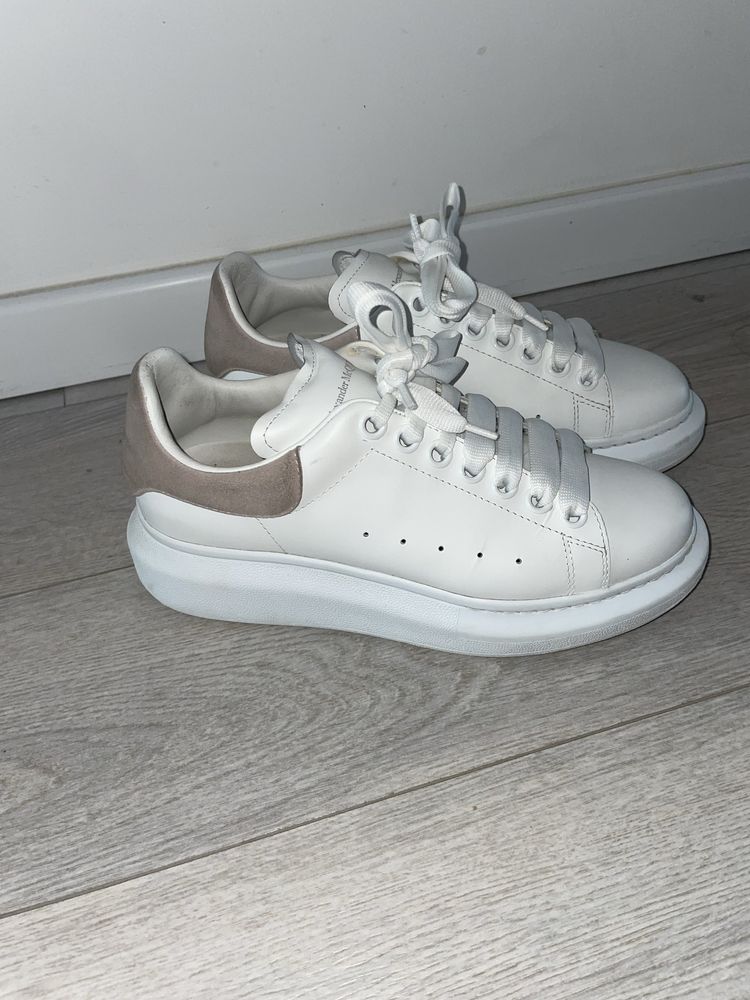 Alexander Mcqueen-originali, stare impecabila