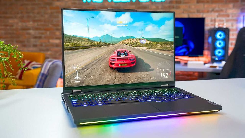 ULTRA GAMING Lenovo LEGION PRO 7 Intel Core i9 32GB 1TB RTX 4080 Garan