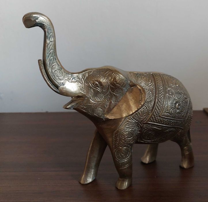 Слон латунь или бронза. Статуэтка фигурка