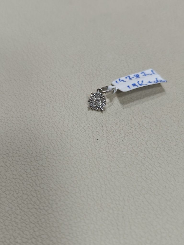Pandantiv Teilor aur 18k 0.48gr cu diamante (r)
