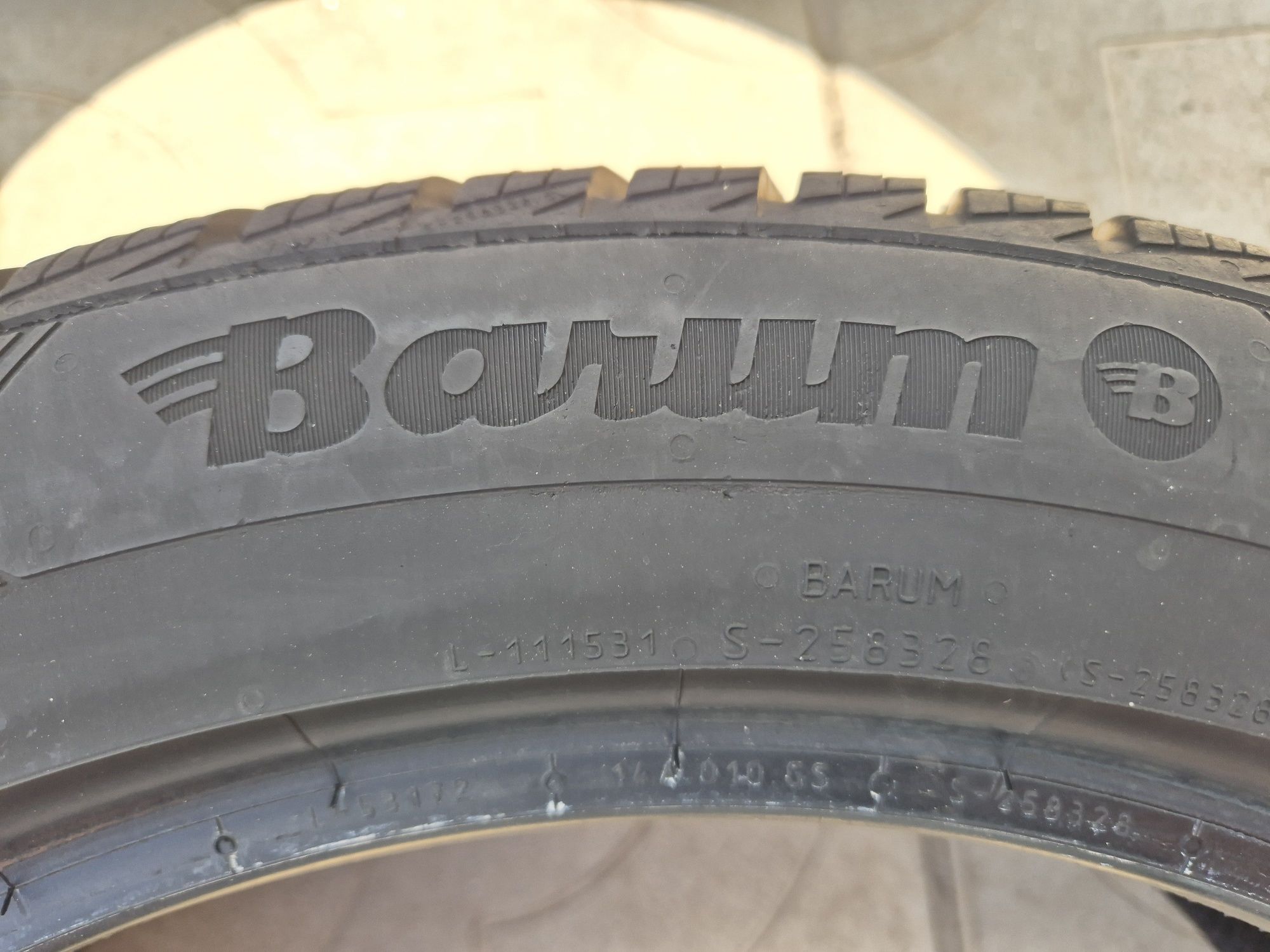 2бр.зимни гуми 205/50/17 93V Barum Polaris 5