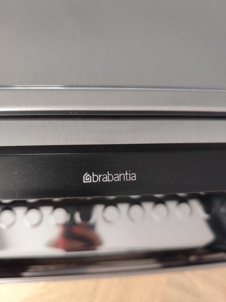 Кутия за хляб Brabantia -rolll top matt steel fingerprints proof
