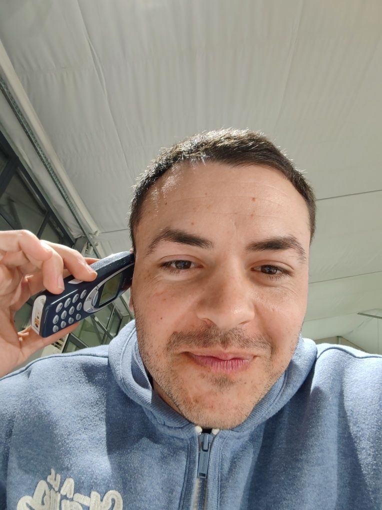 Nokia 3310  nostalgia copilariei ! Nu am încărcător doar auto !