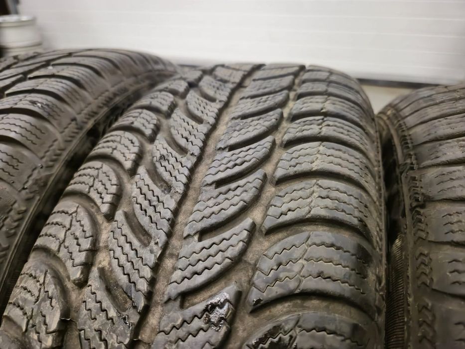 4 anvelope iarna Sava 195 65 15 stare buna