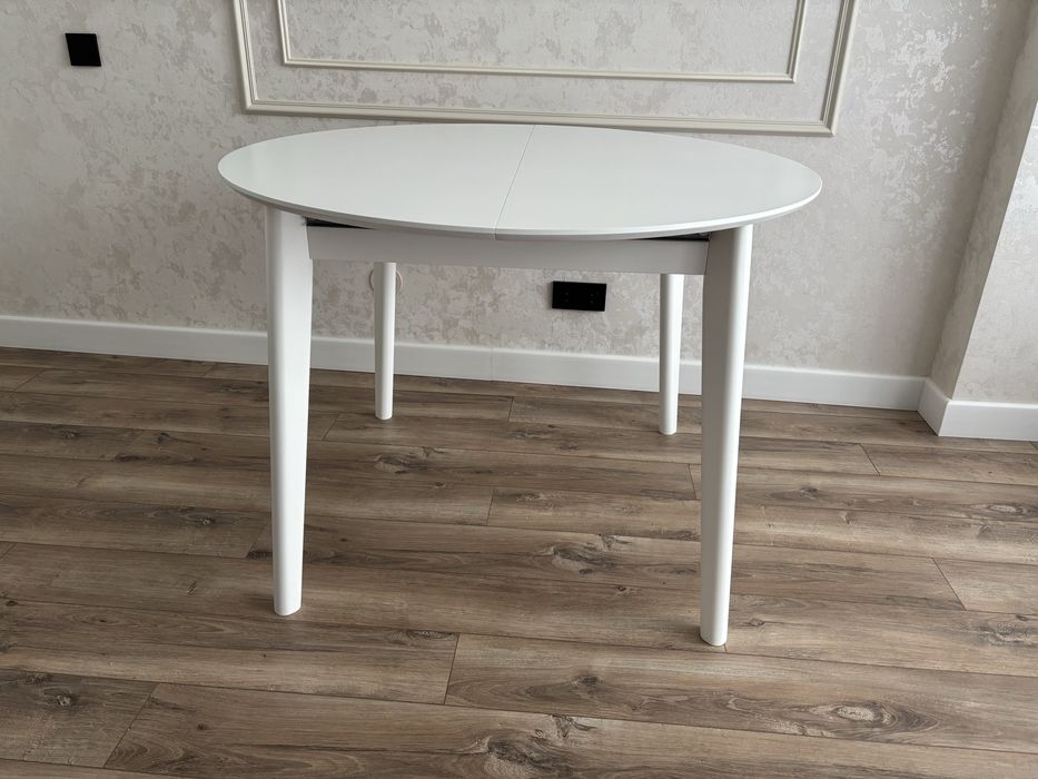 Стол раздвижной продаем