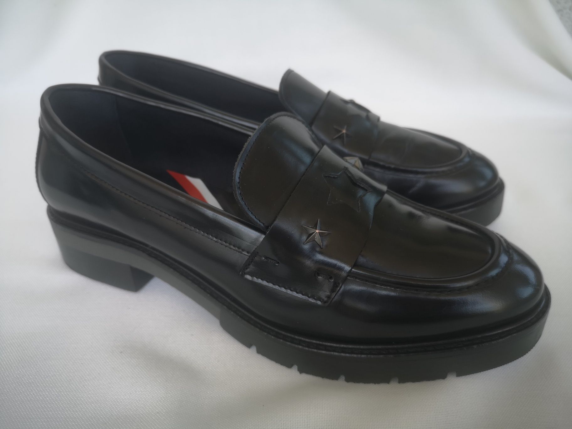 Tommy Hilfiger, лоуфъри естествена кожа, номер 39