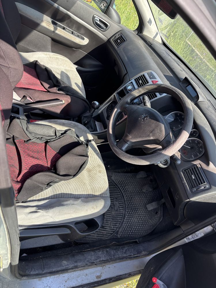 Peugeot 307hdi 2.0 90кс на части