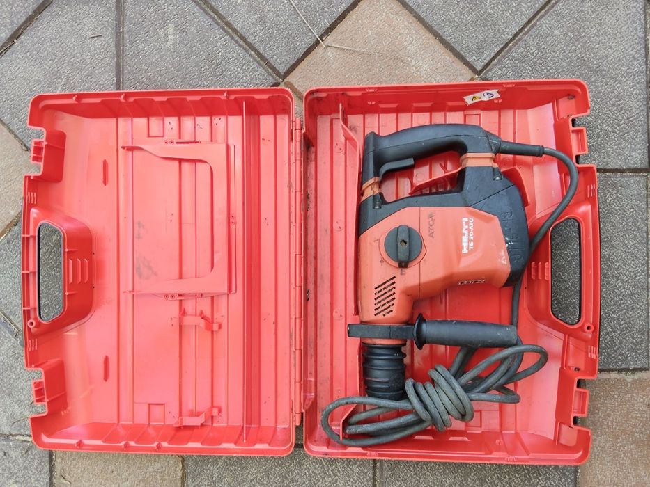 Rotopercutor HILTI TE 30-ATC  că și nou