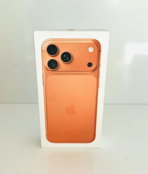 НАЛИЧЕН! iPhone 17 Pro Max 256GB Cosmic Orange ГАРАНЦИЯ!