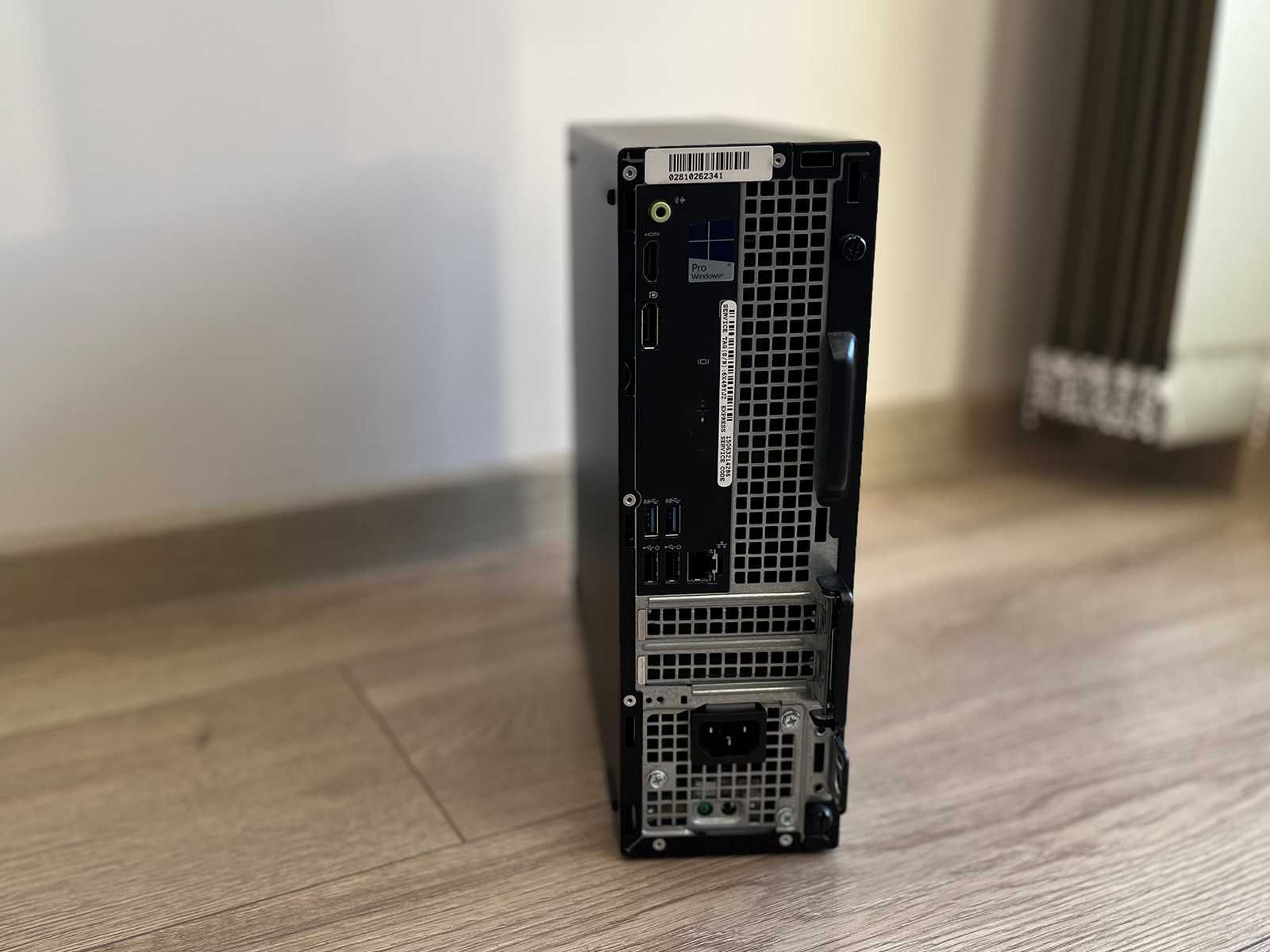 Компютър Dell - i5 процесор / 8GB рам / 256 GB SSD хард - Win 10 Pro