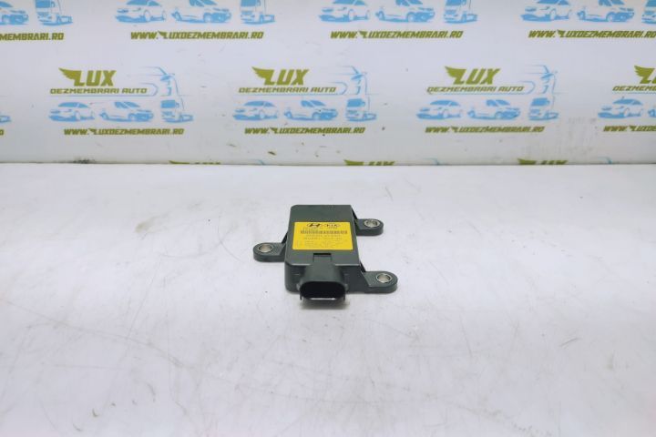 Senzor acceleratie 95690-2t250 Hyundai i40 VF  [din 2011 pana  2015] seria