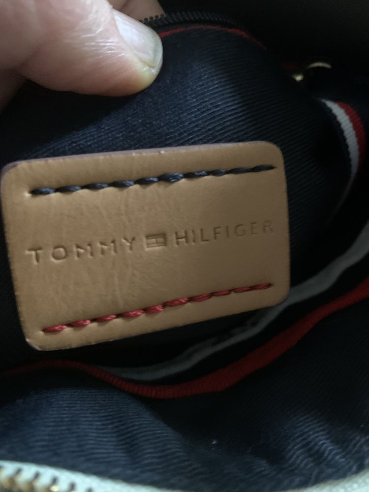 Tommy Hilfiger оригинална дамска чанта