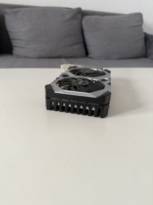 Placa video GeForce 1660 Ventus XS 6G OC + Sursa Corsair CX550M