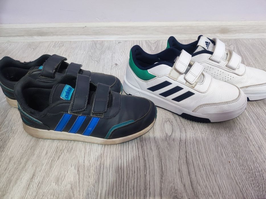 Маратонки ADIDAS  ном.35