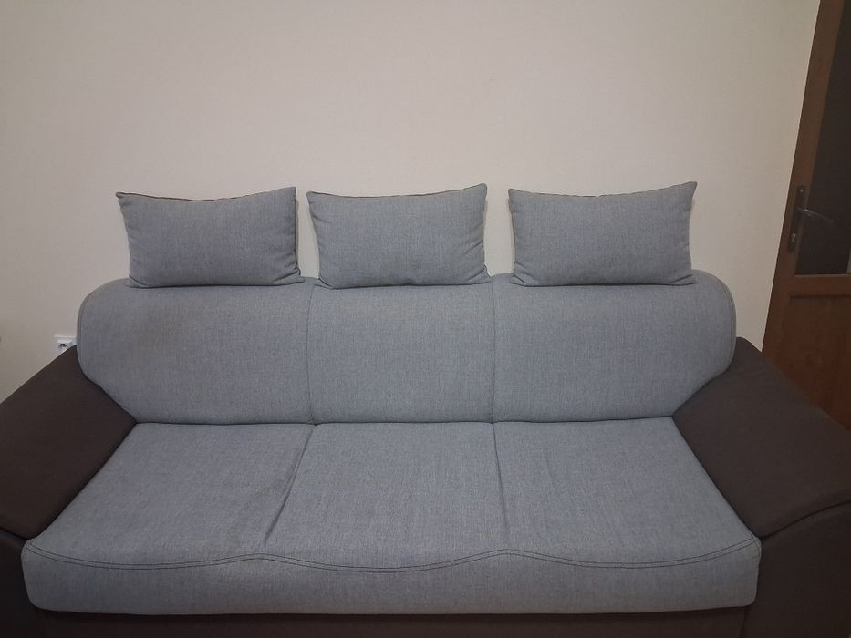 Canapea pentru living