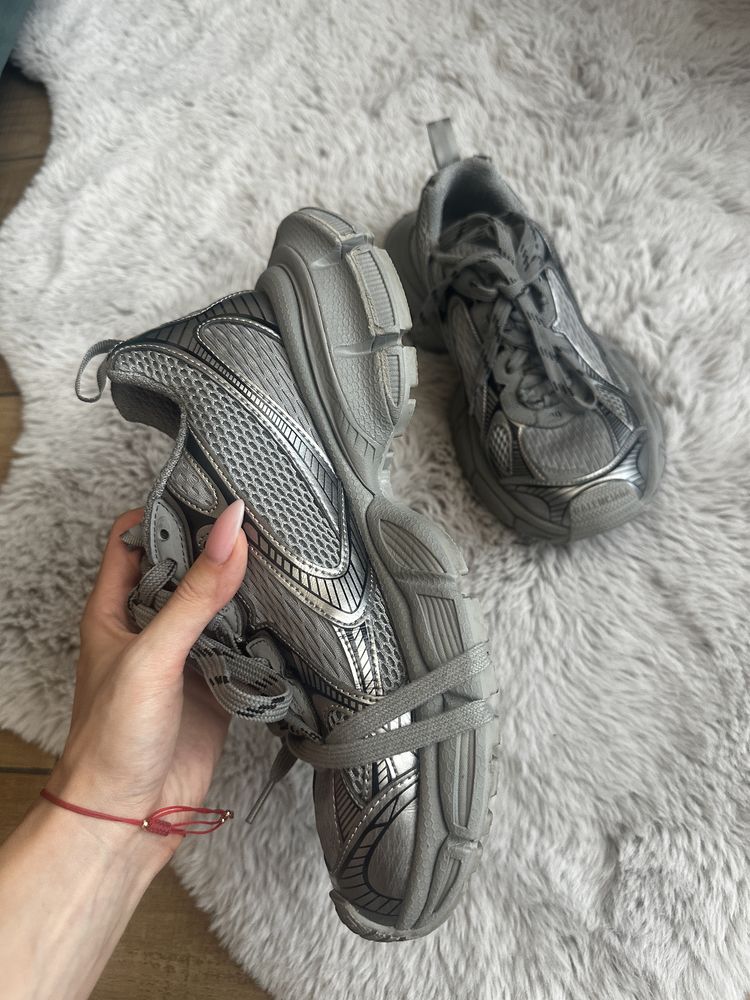Balenciaga 3xl - сиви