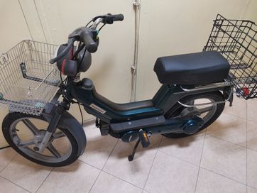 Piaggio Si мотопед с 45 кубика двутактов мотор и два коша