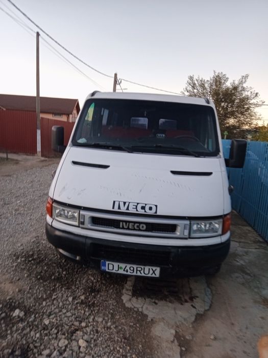 Microbuz 8+1 Iveco
