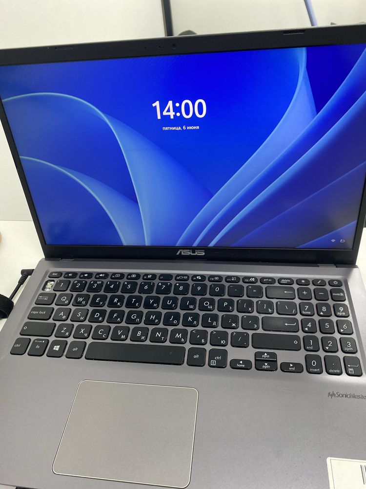 Ноутбук Asus Core i 3-10