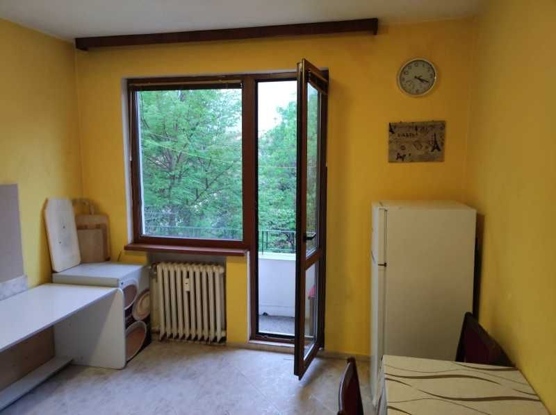 Дава се под наем Двустаен апартамент в София, Гео Милев - 55 кв.м за 407.49 € - Снимка #2