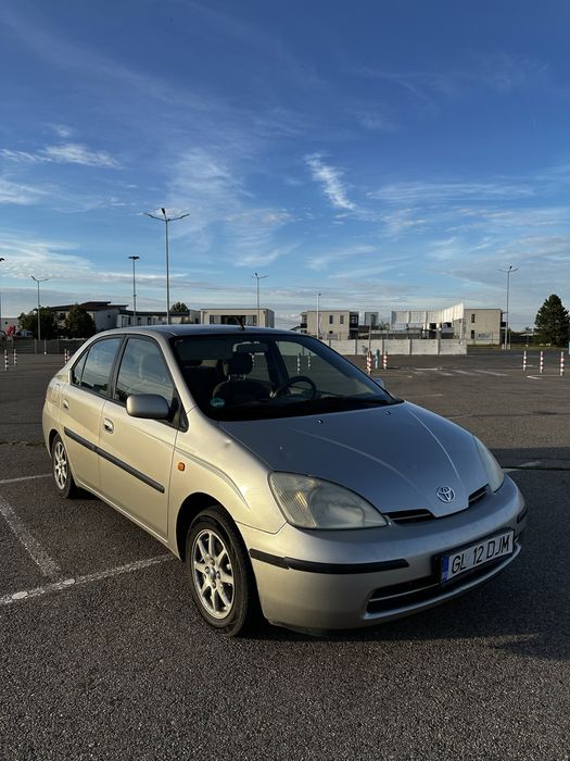 Toyota Prius din prima generație (NHW11, an 2001)