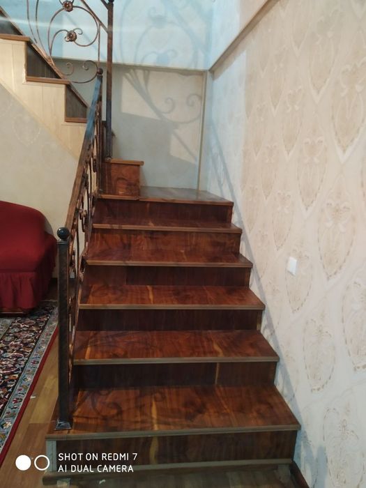 Dupleks kvartira sotiladi Xonobod straitelniyda 5 xona 145 km