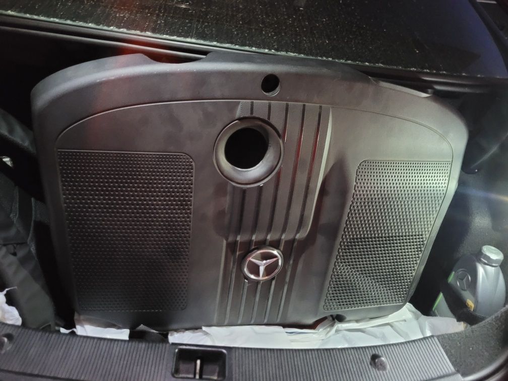Capac motor Mercedes Eclass