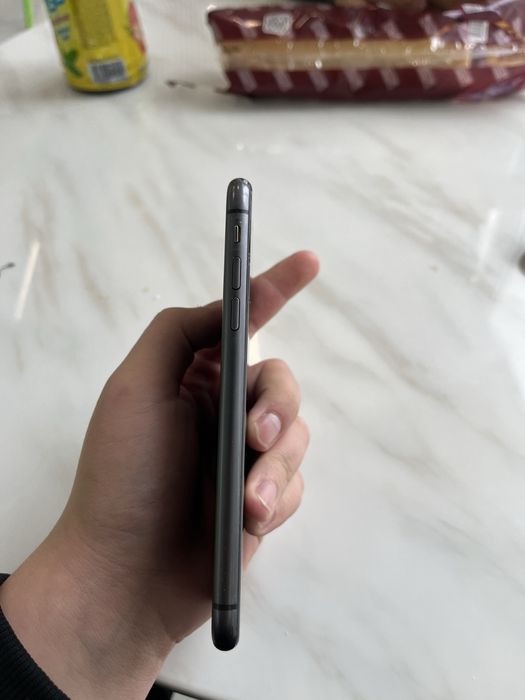 Iphone 11 продается