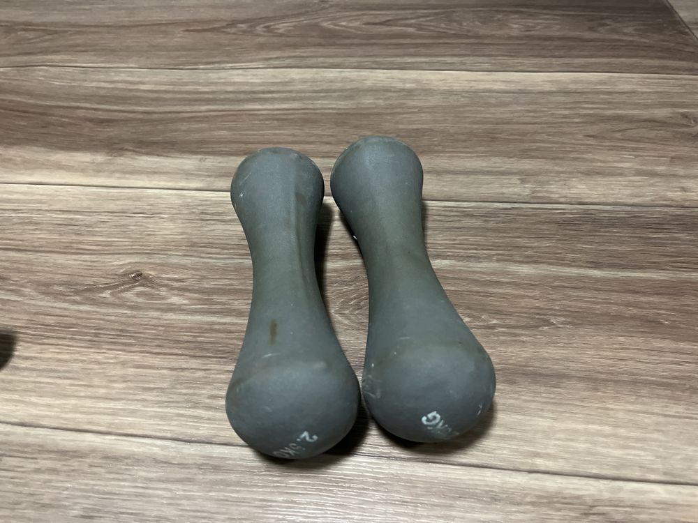 Продам гантелии
