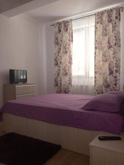 Inchiriez apartament 2 camere 300e solid ho