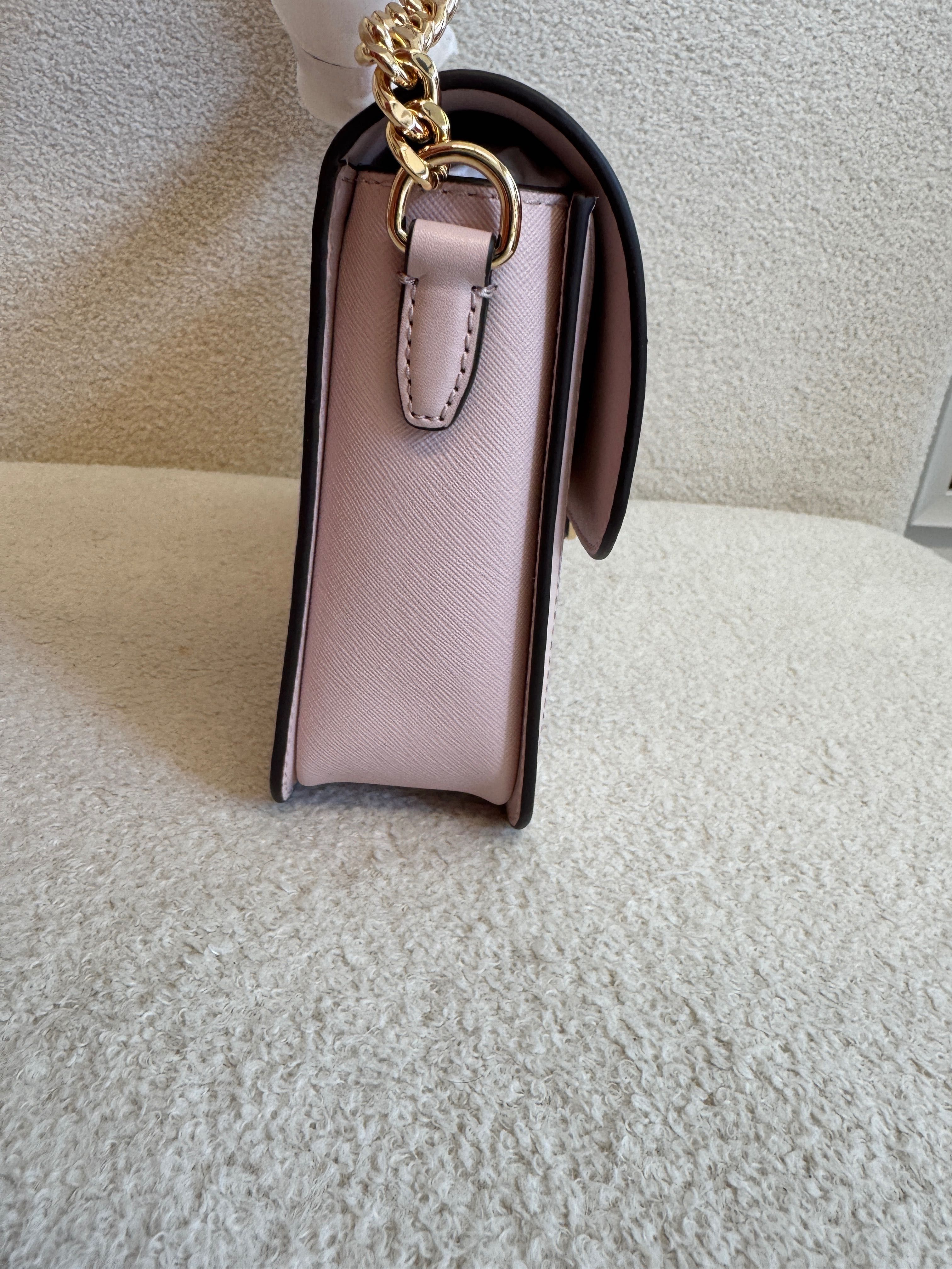 Michael Kors Чанта Чисто Нова