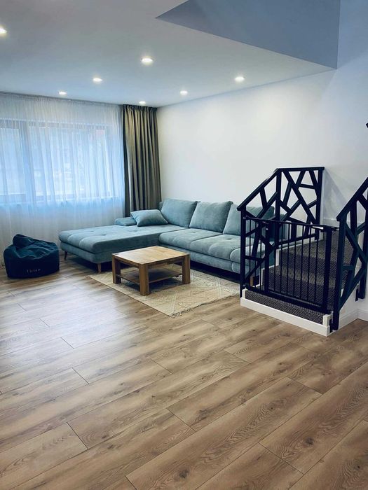 Casa de vanzare str Tineretului