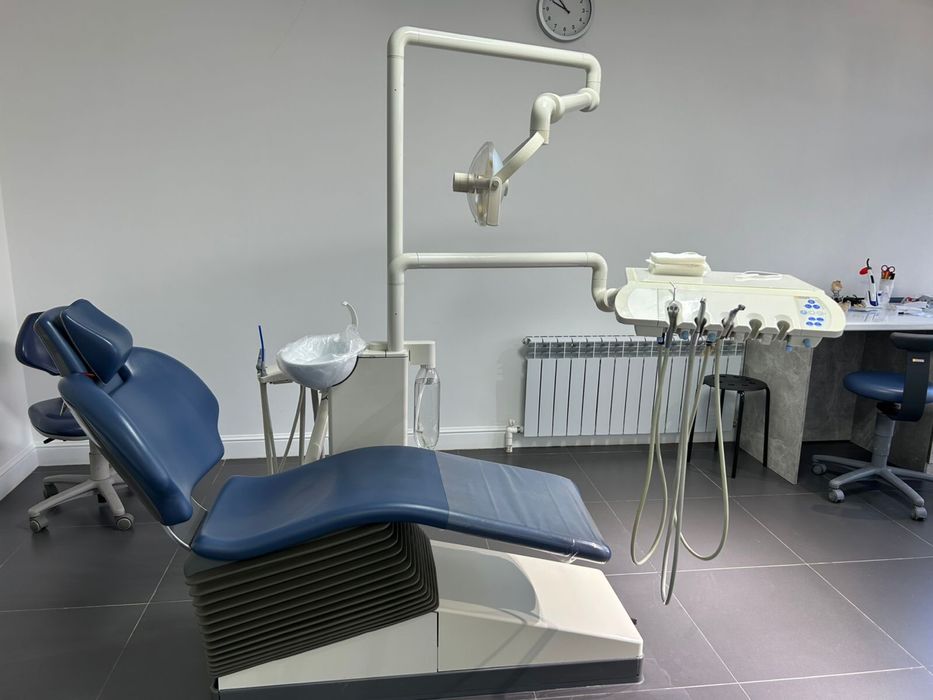 Продам стоматологические установки 4 шт в наличии SIRONA C8+
