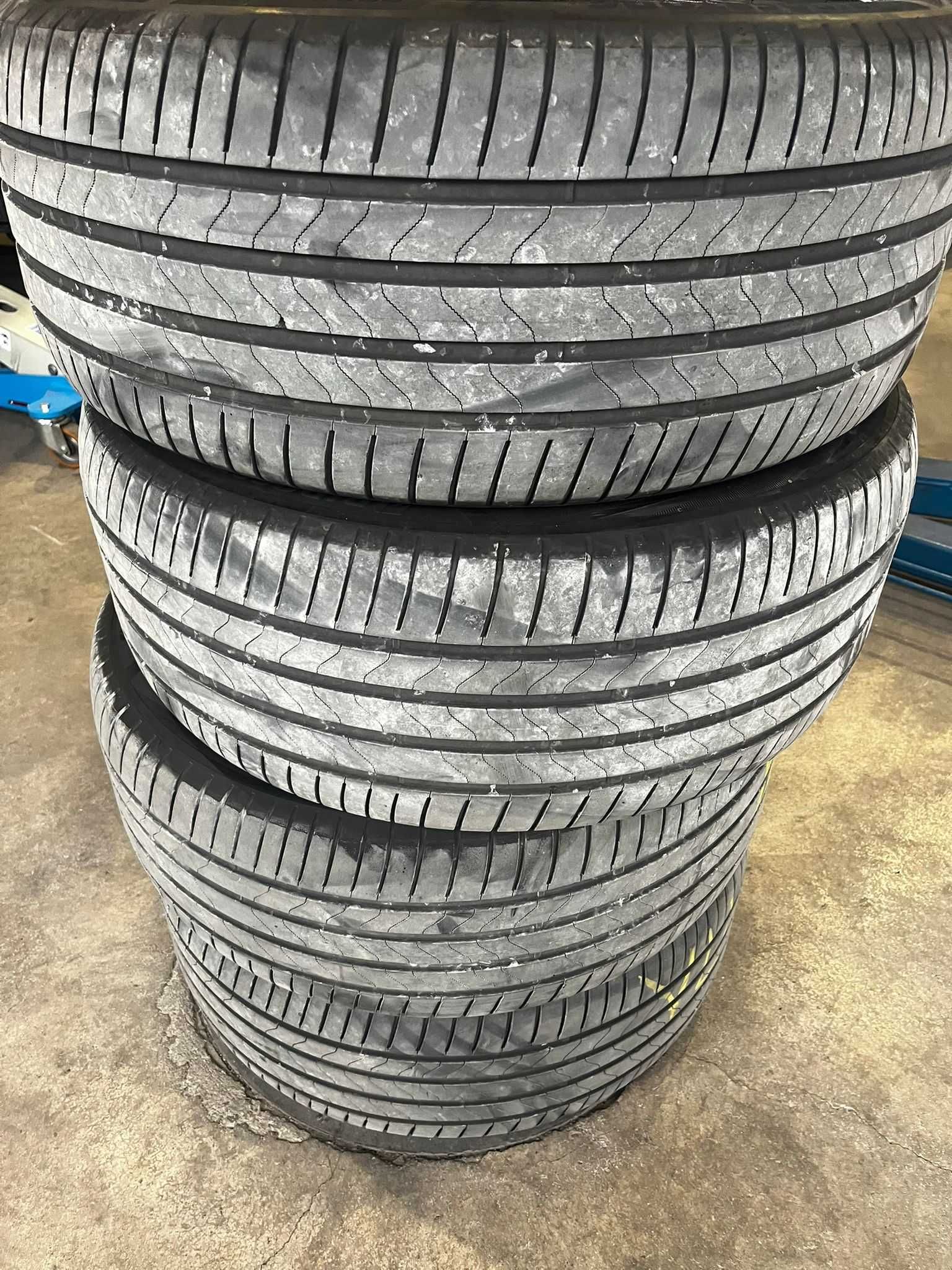 255 50 R19 DOT 2024 Bridgestone Летни