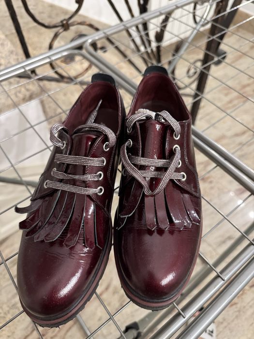 Pantofi oxford de la Marelbo