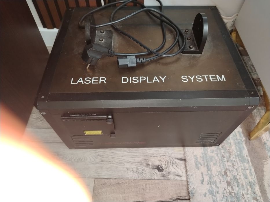 Лазер, светомузыка