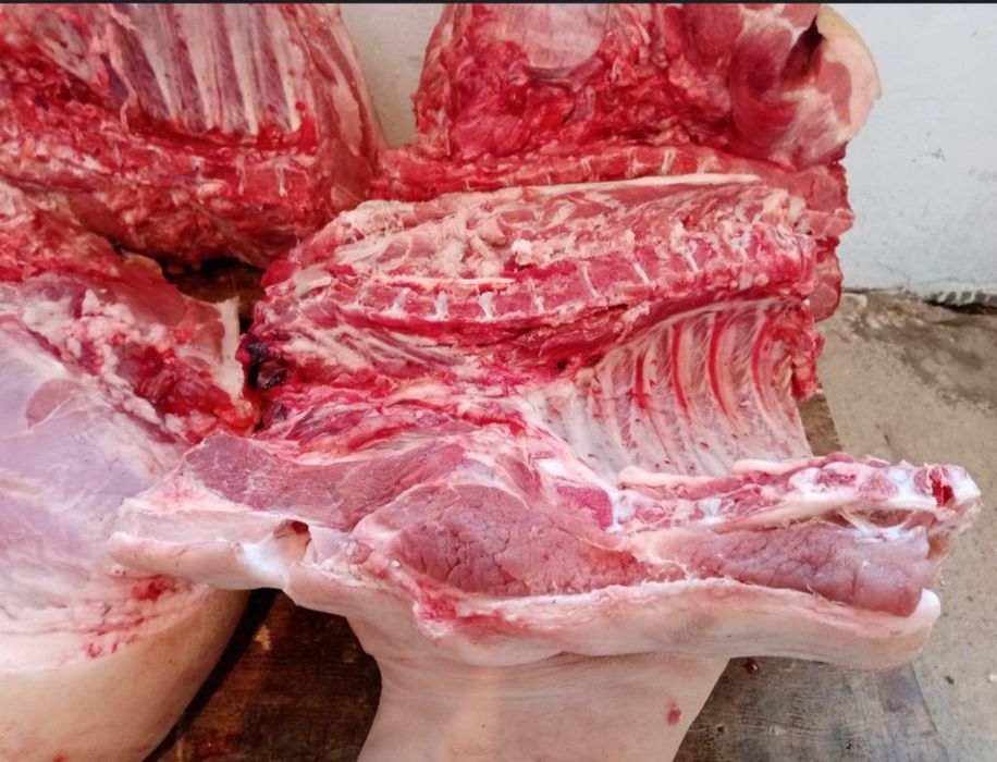 Мясо свинины домашняя.