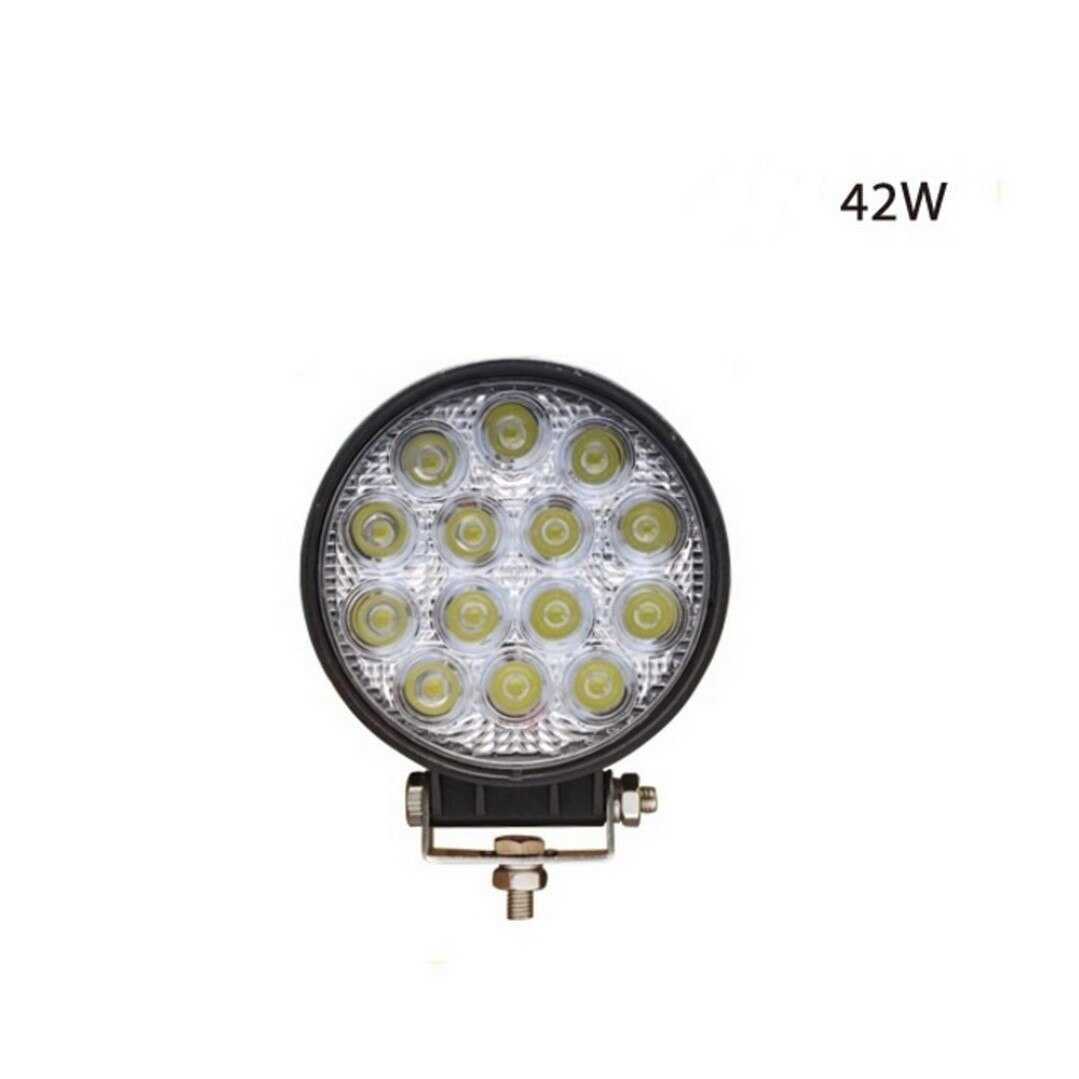 LED прожектор 42W ЛЕД Халогени дневни светлини фар раб. лампа 12/24V