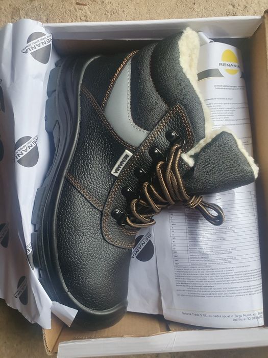 Bocanci Îmblănitî 42