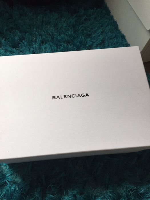 balenciaga originali 100% marimea 42