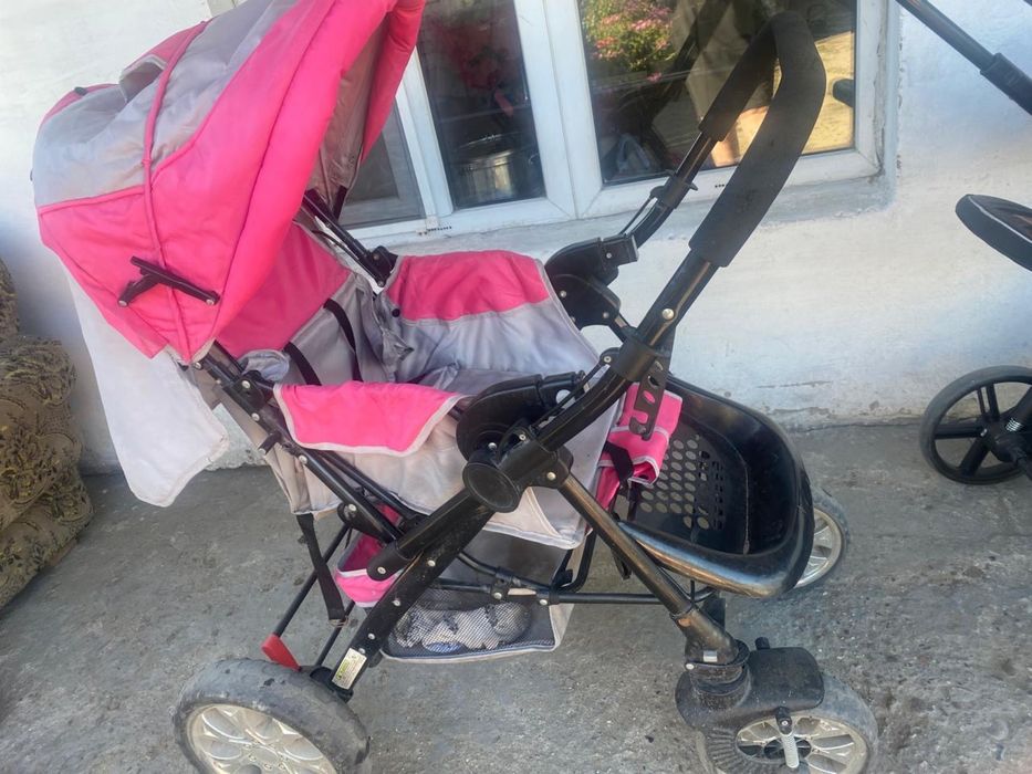 коляска в среднем состоянии