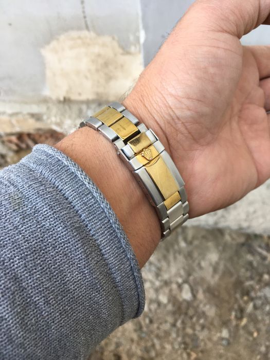 ROLEX сатылады