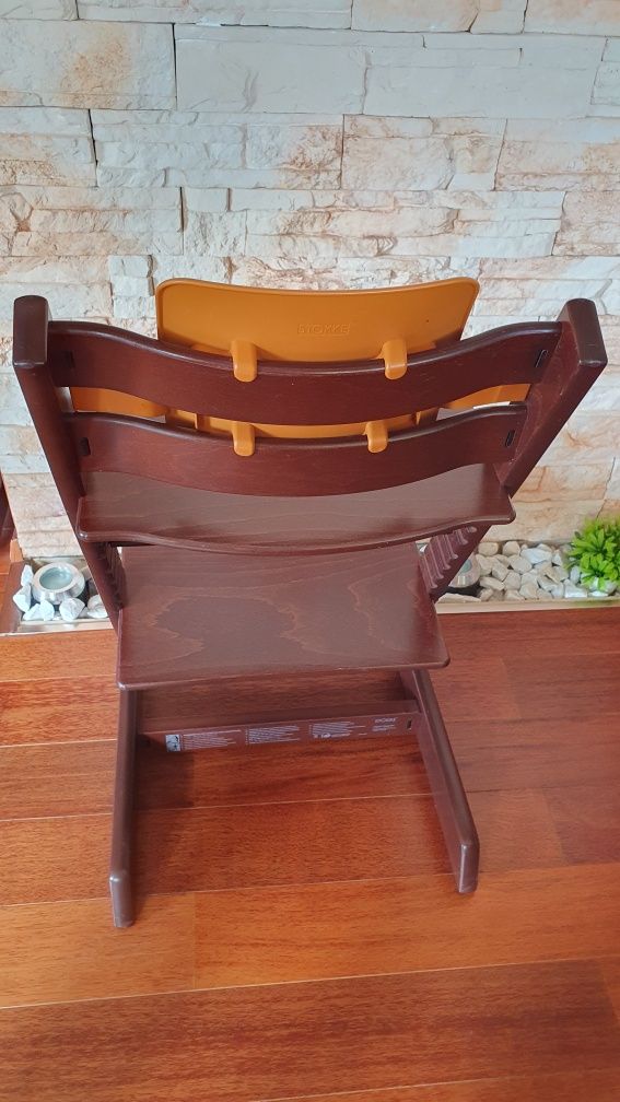 2 Стола за хранене Stokke Tripp Trapp