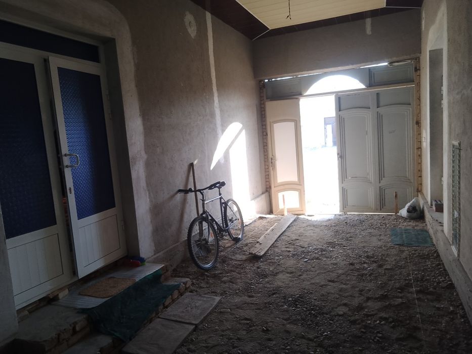 Уй сотилади 9 соток