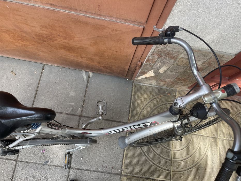 Градски велосипед с подсилени спици