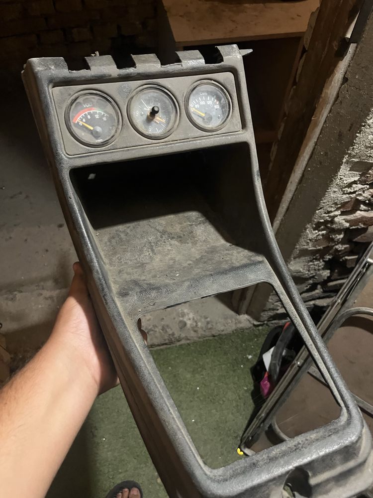 Конзола за golf1