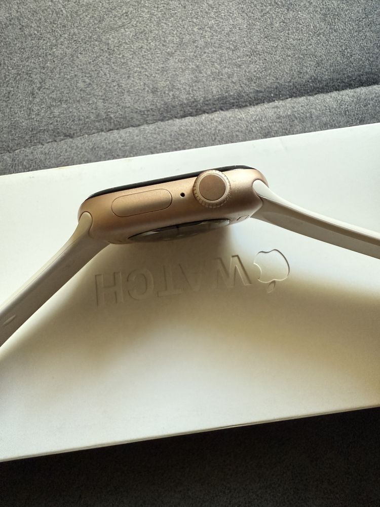 Срочно Apple Watch 10 42 mm, Rose gold, iwatch 10 42 mm. Full. 100%