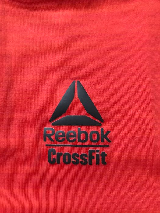 REEBOK-tricou in stare impecabila pentru barbati