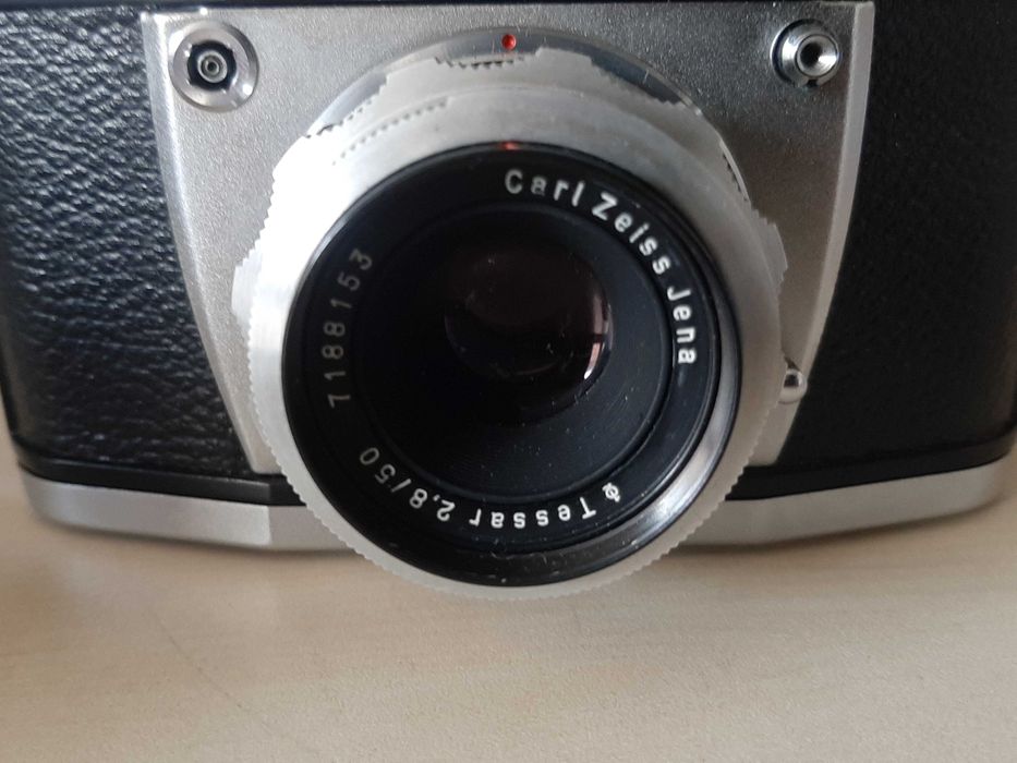 фотоапарат EXA 1a + Carl Zeiss Jena Tessar 2.8/50 – като нов!
